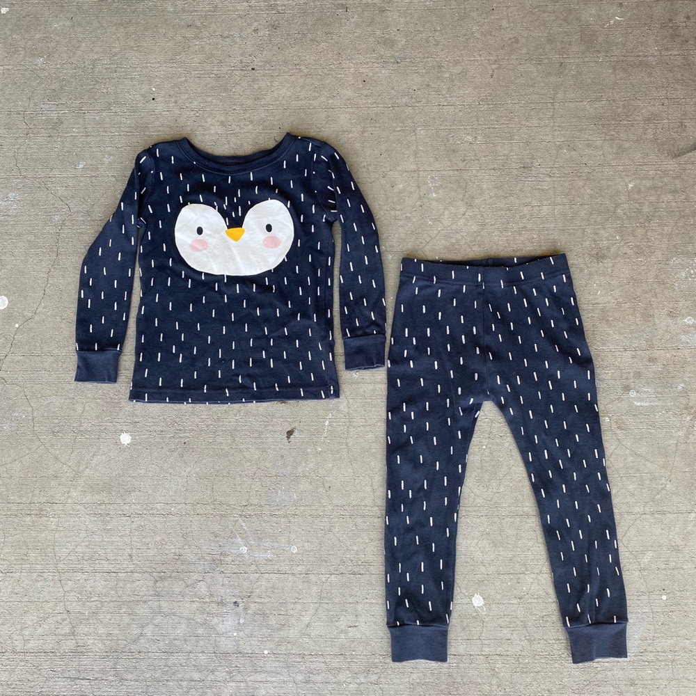 Old Navy Penguin Pajama Set